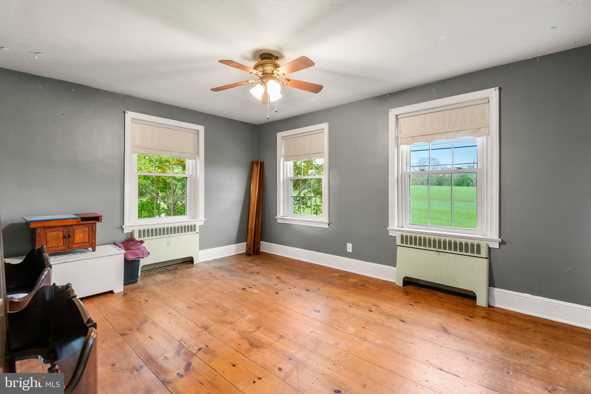 1283 Weisstown Road Boyertown, PA 19512 - Photo 6 of 71