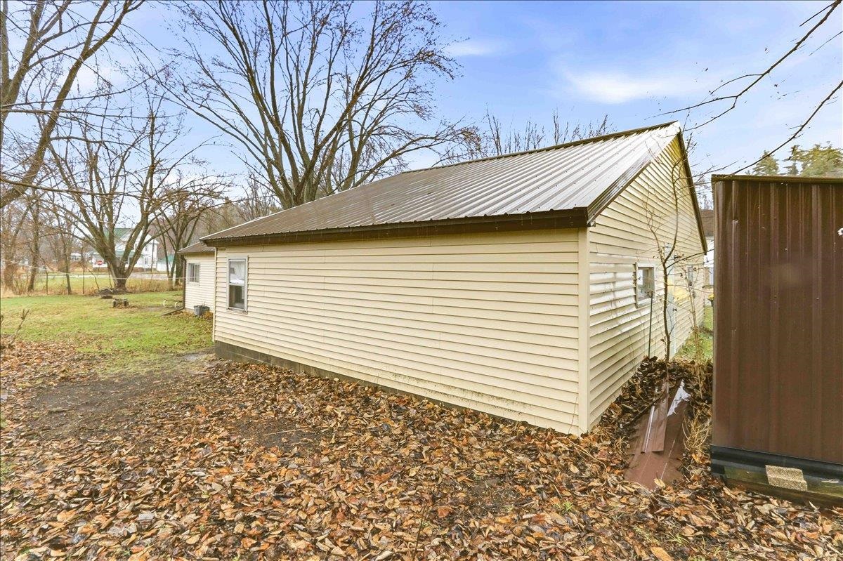 302 Wisconsin Street Wonewoc, WI 53968 - Photo 33 of 39
