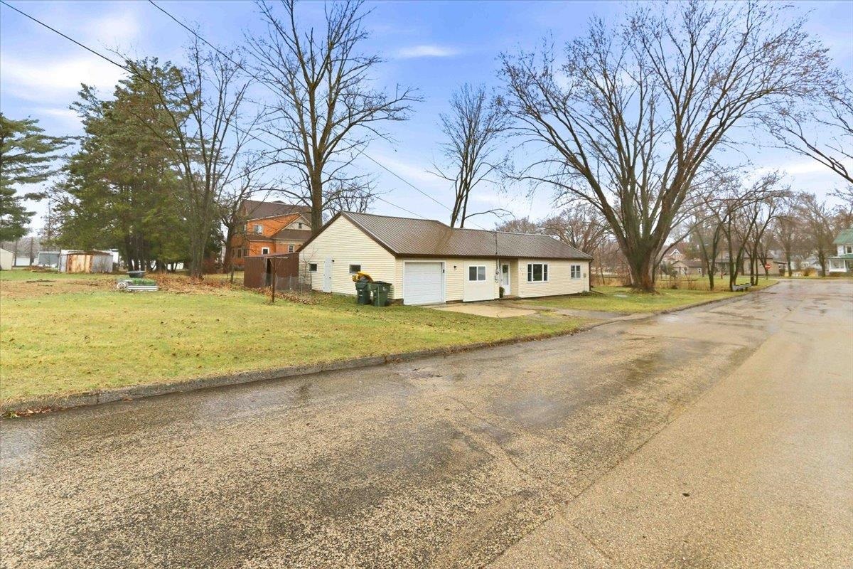 302 Wisconsin Street Wonewoc, WI 53968 - Photo 39 of 39