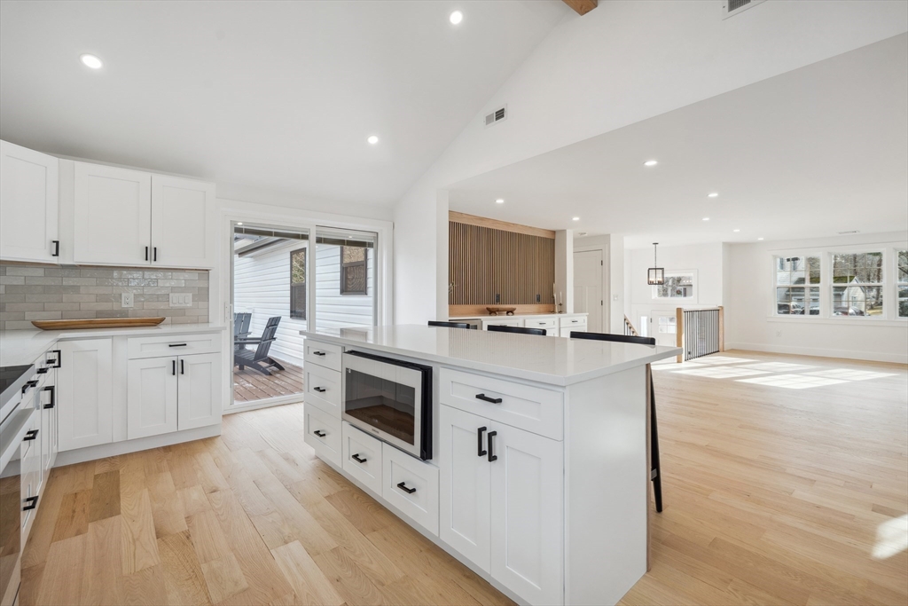 62 Ridge Road Holliston, MA 01746 - Photo 5 of 29 Gallery Image 5