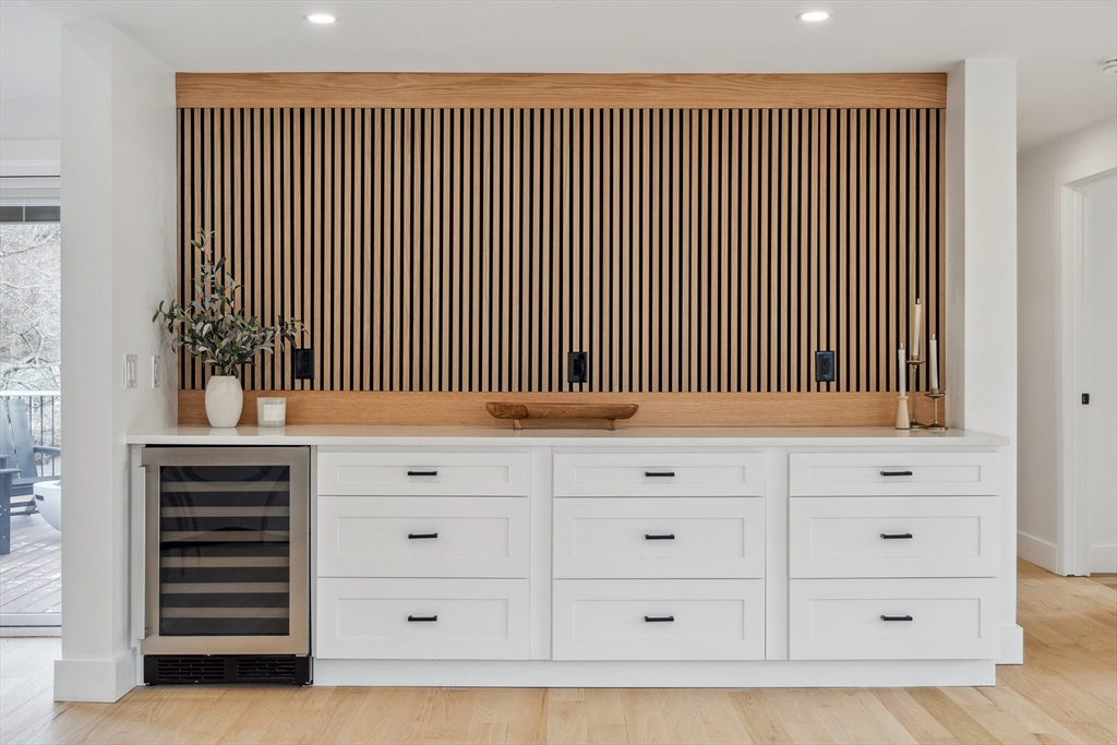 62 Ridge Road Holliston, MA 01746 - Photo 7 of 29 Gallery Image 7