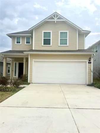 $2,050 | 145 Appleberry Lane, Elgin, TX 78621