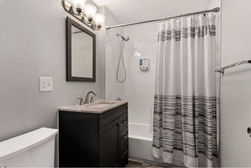 7 Abbotsford Street, Unit 2 Boston, MA 02121 - Photo 3 of 5