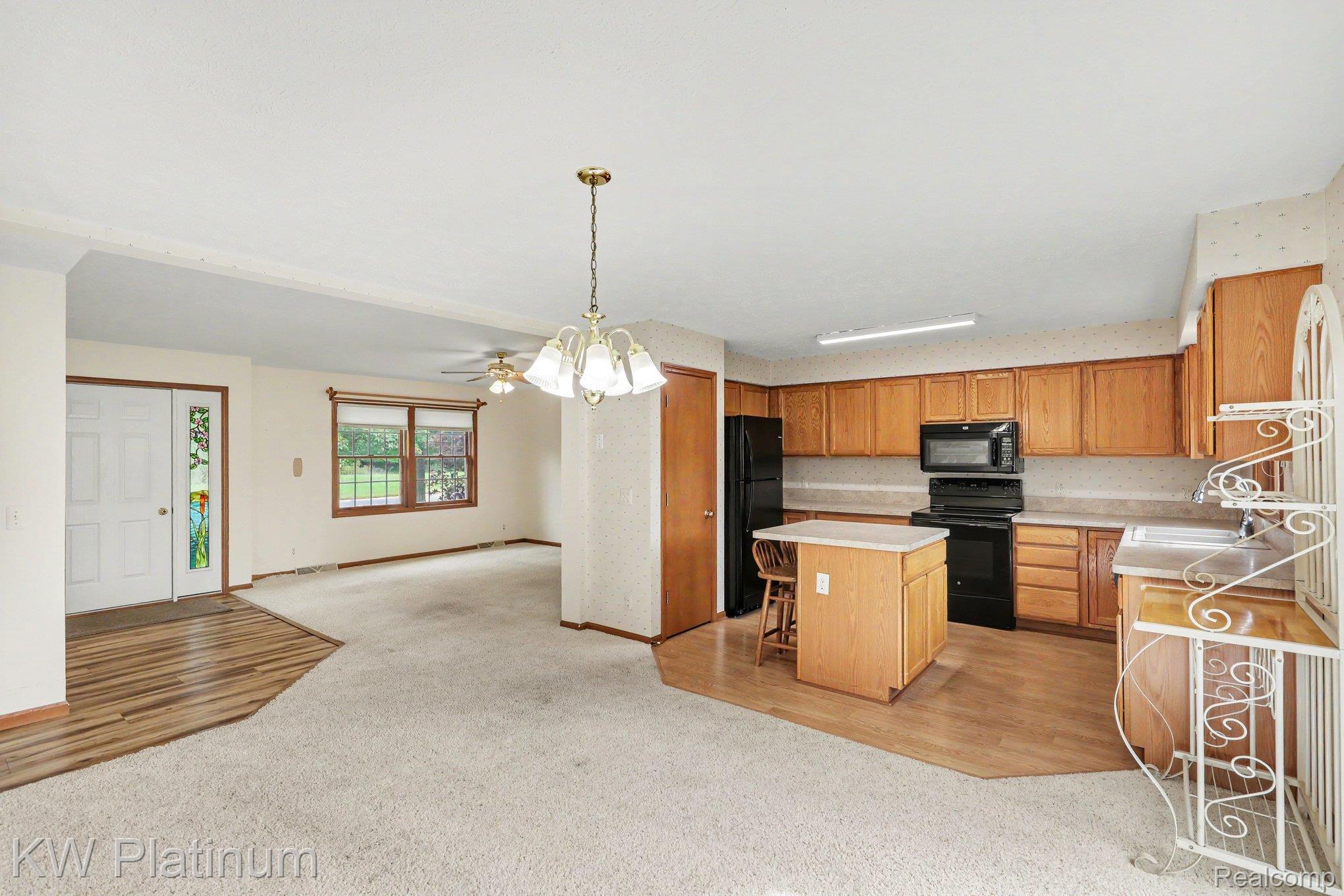 3930 River Road, Unit 20 East China, MI 48054 - Photo 7 of 26 007_file_2673.jpg