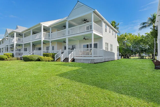 $725,000 | 5029 Sunset Village Drive, Marathon, FL 33050