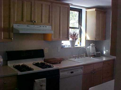 1325 Old Freeport Road Pittsburgh, PA 15238 - Photo 3 of 4 Gallery Image 3