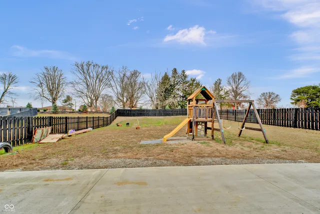 $420,000 | 4418 Ashworth Lane, Columbus, IN 47201