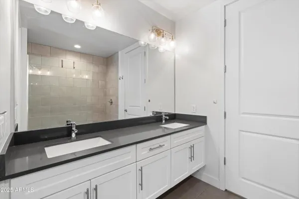 $429,995 | 3131 North Central Avenue, Unit 6002, Phoenix, AZ 85012