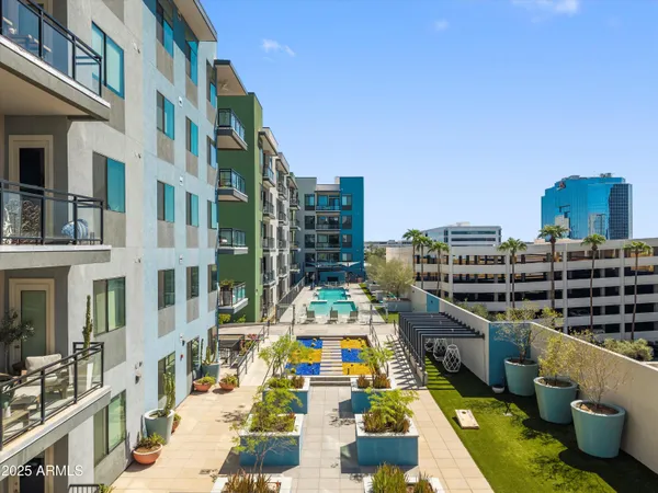 $429,995 | 3131 North Central Avenue, Unit 6002, Phoenix, AZ 85012