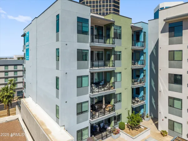 $429,995 | 3131 North Central Avenue, Unit 6002, Phoenix, AZ 85012
