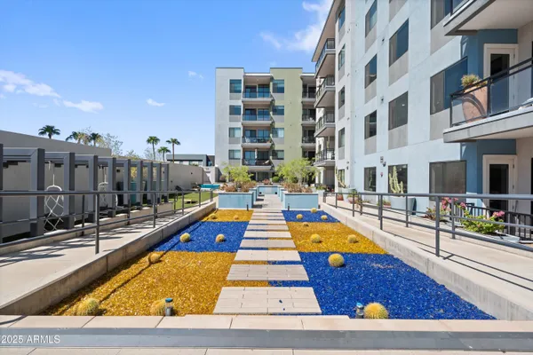 $429,995 | 3131 North Central Avenue, Unit 6002, Phoenix, AZ 85012