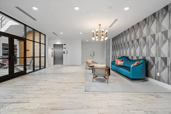 $429,995 | 3131 North Central Avenue, Unit 6002, Phoenix, AZ 85012