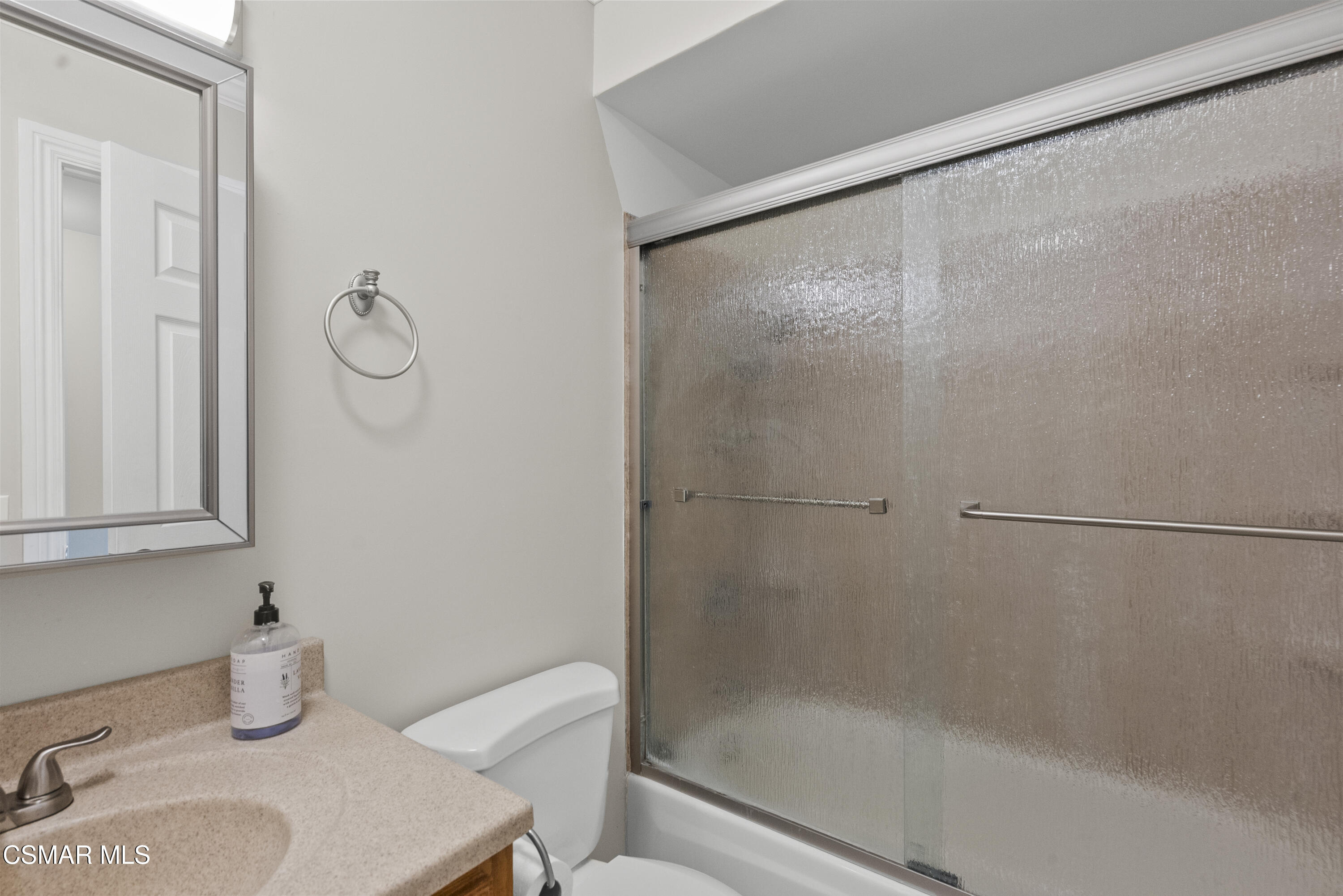 3376 Elmore Street Simi Valley, CA 93063 - Photo 19 of 30 19