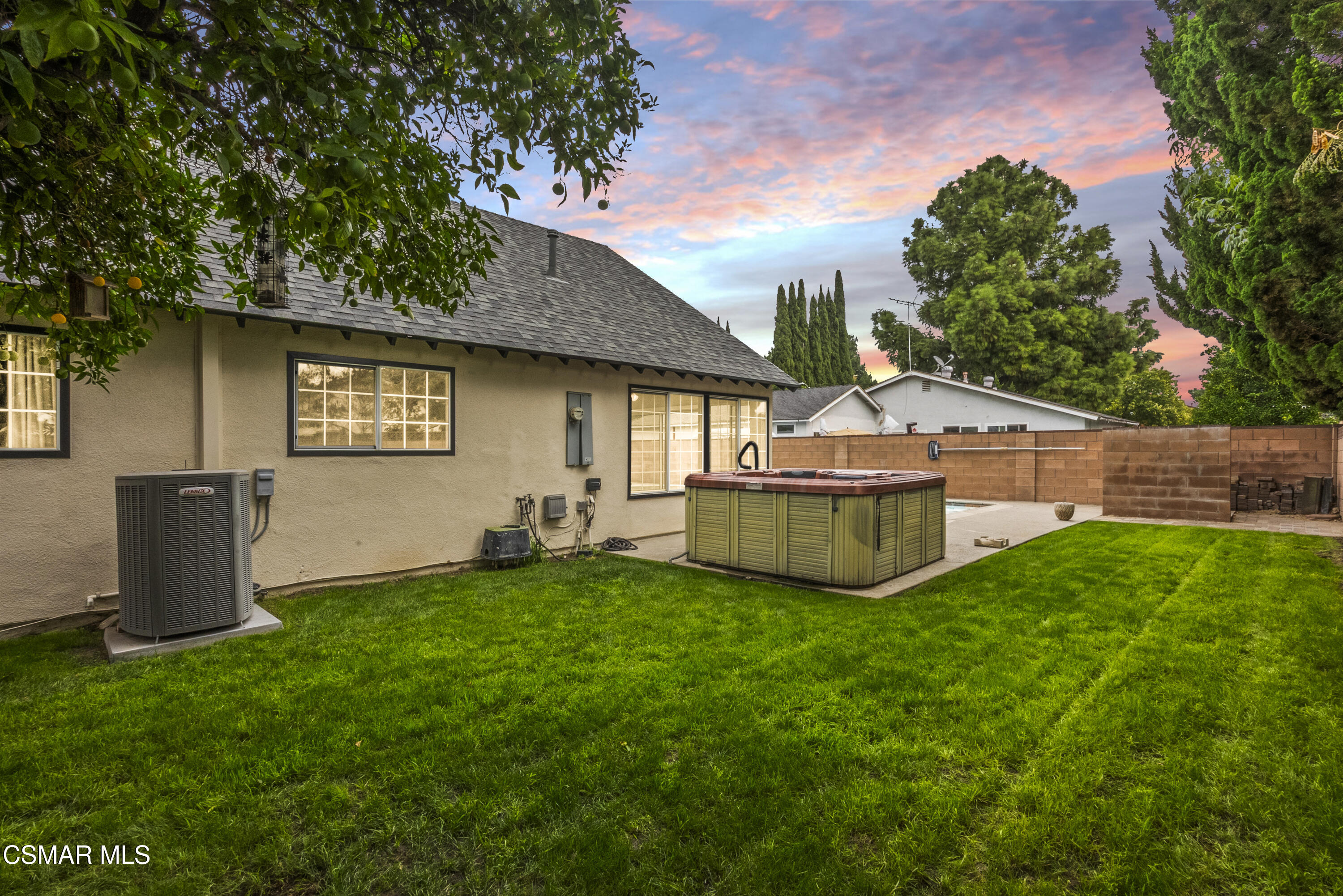 3376 Elmore Street Simi Valley, CA 93063 - Photo 25 of 30 25