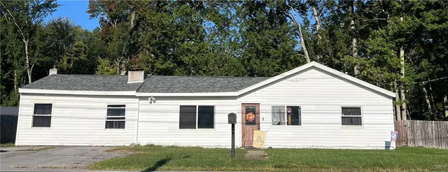 $199,900 | 2413 Vienna Road, Vienna, NY 13308