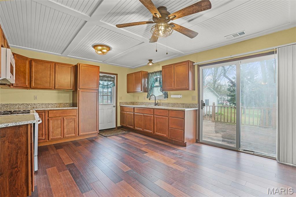 829 Edward Street St. Libory, IL 62282 - Photo 16 of 45