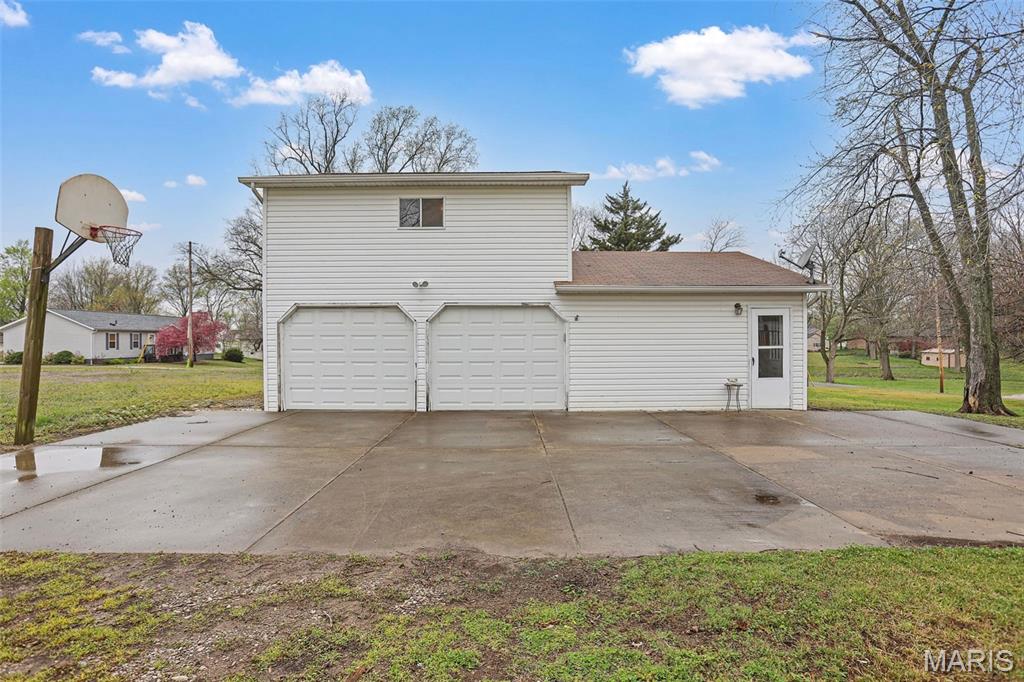 829 Edward Street St. Libory, IL 62282 - Photo 31 of 45