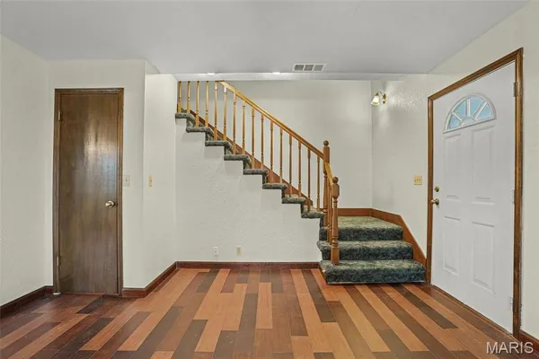 $239,900 | 829 Edward Street, St. Libory, IL 62282