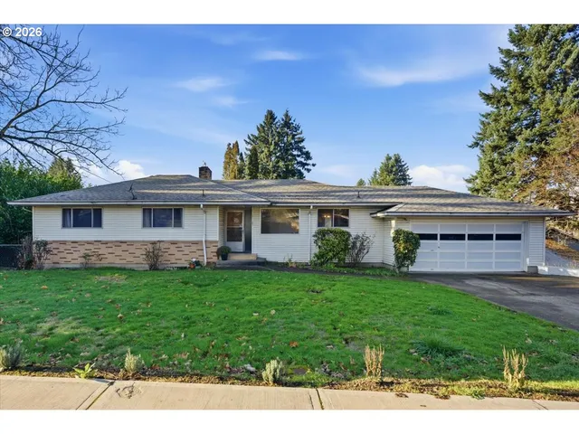 $550,000 | 20155 Southwest Boones Ferry Road, Tualatin, OR 97062