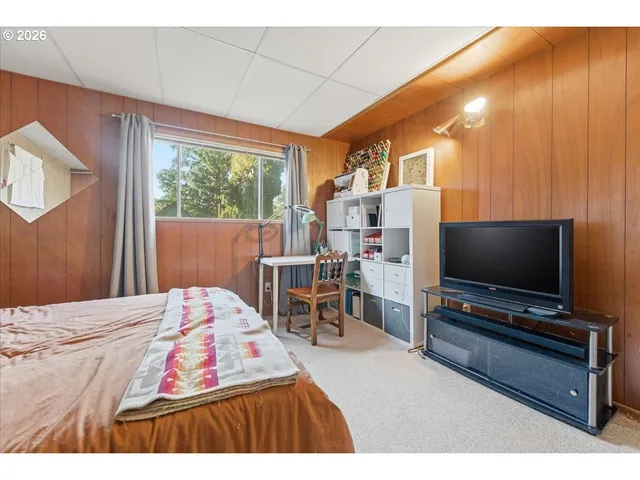 $550,000 | 20155 Southwest Boones Ferry Road, Tualatin, OR 97062