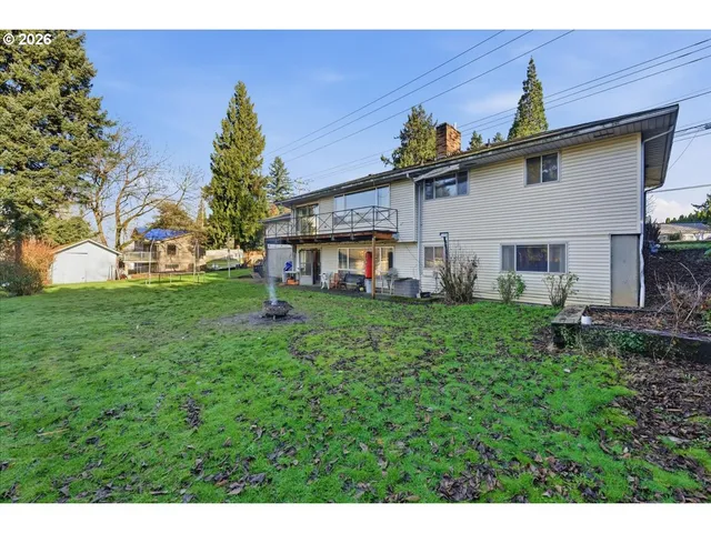 $550,000 | 20155 Southwest Boones Ferry Road, Tualatin, OR 97062