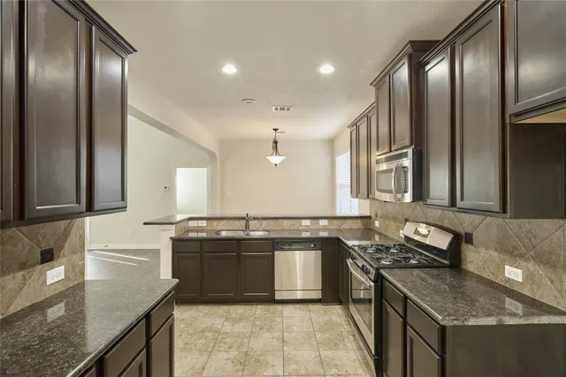 $2,350 | 630 Aulia Lane, Spring, TX 77386