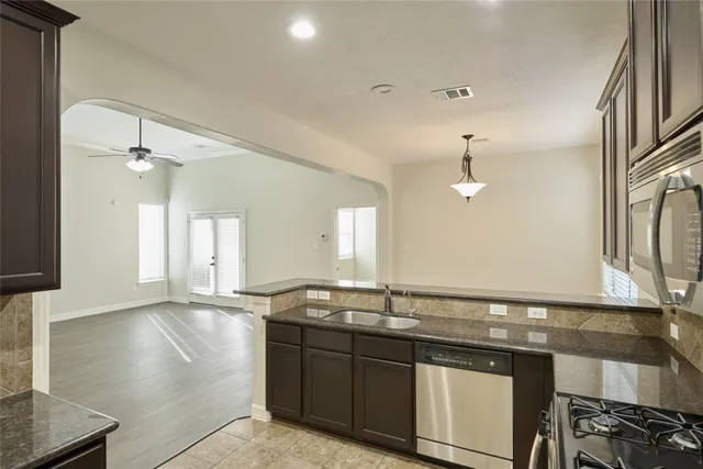 $2,350 | 630 Aulia Lane, Spring, TX 77386