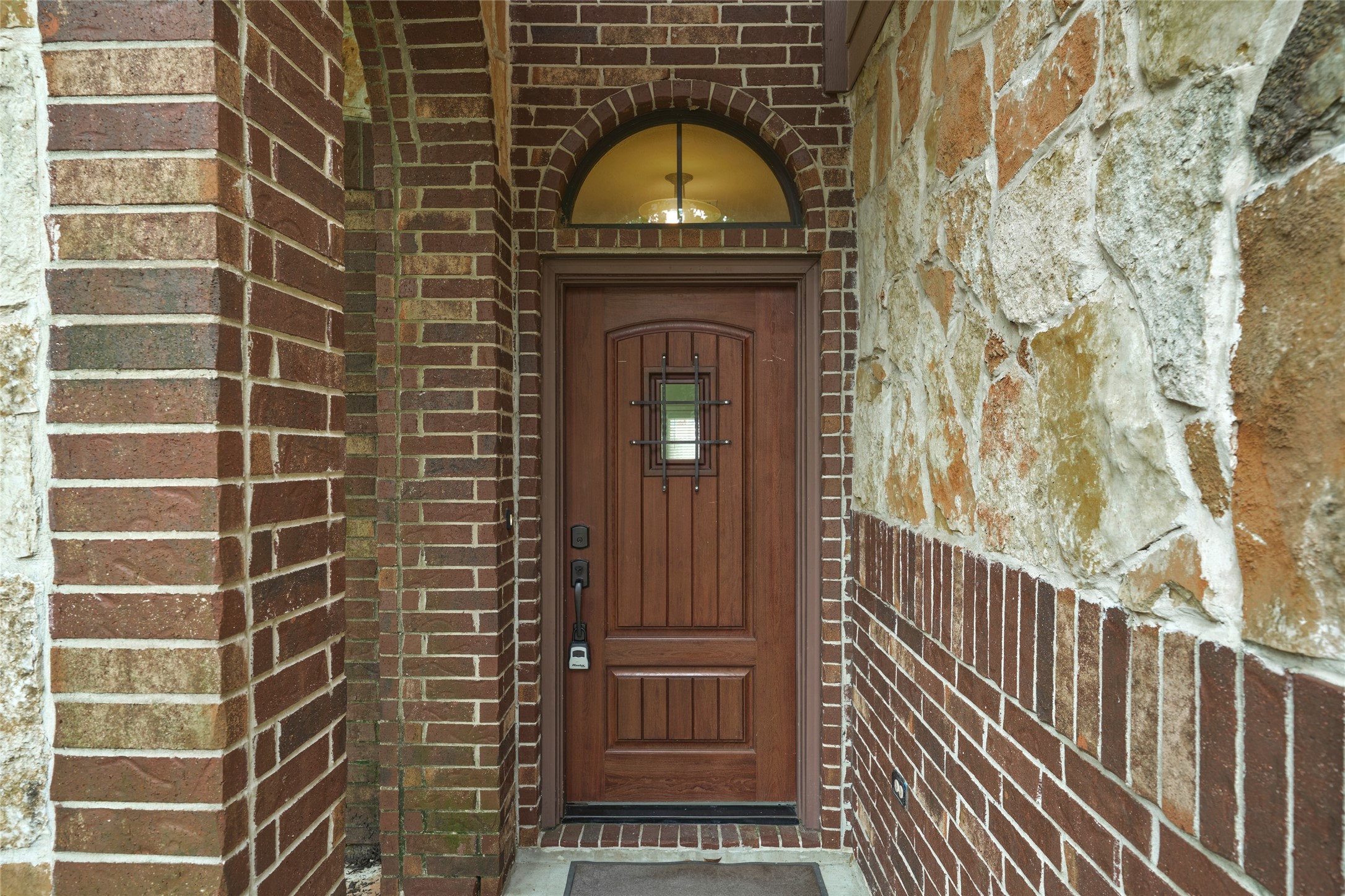 630 Aulia Lane Spring, TX 77386 - Photo 6 of 48 Front door entry