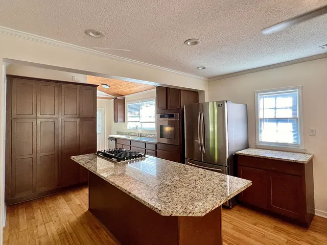 $1,950 | 2071 Savage Road, Charleston, SC 29407