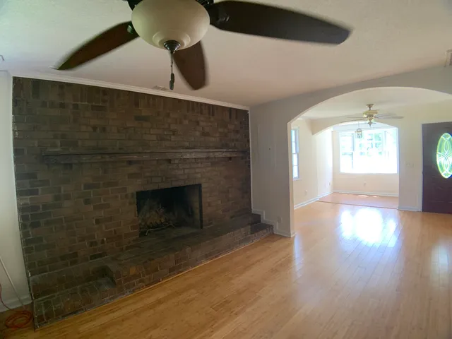 $1,950 | 2071 Savage Road, Charleston, SC 29407