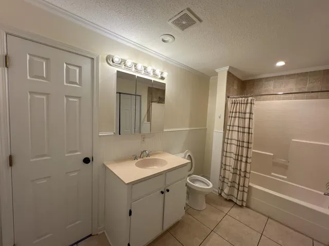 $1,950 | 2071 Savage Road, Charleston, SC 29407