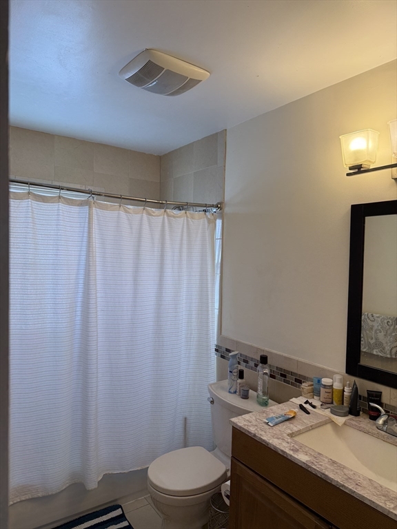 6-8 Cenacle Road, Unit 2 Boston, MA 02135 - Photo 3 of 8