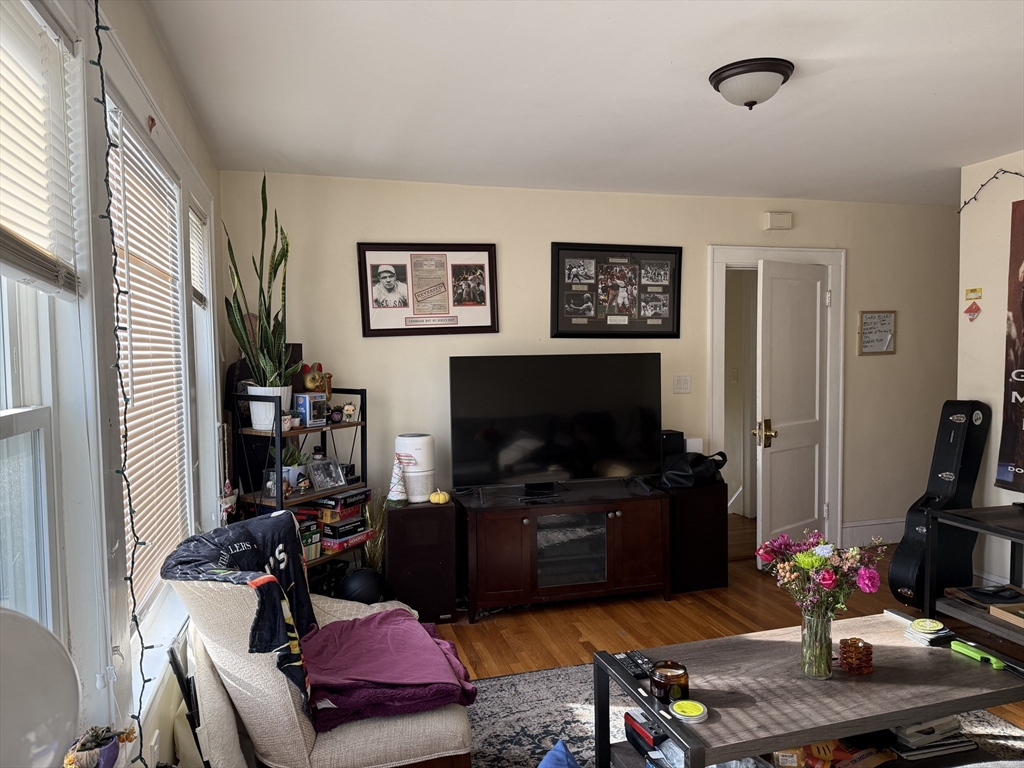 6-8 Cenacle Road, Unit 2 Boston, MA 02135 - Photo 8 of 8