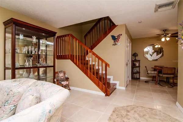 $259,000 | 2725 11th Court, Palm Harbor, FL 34684