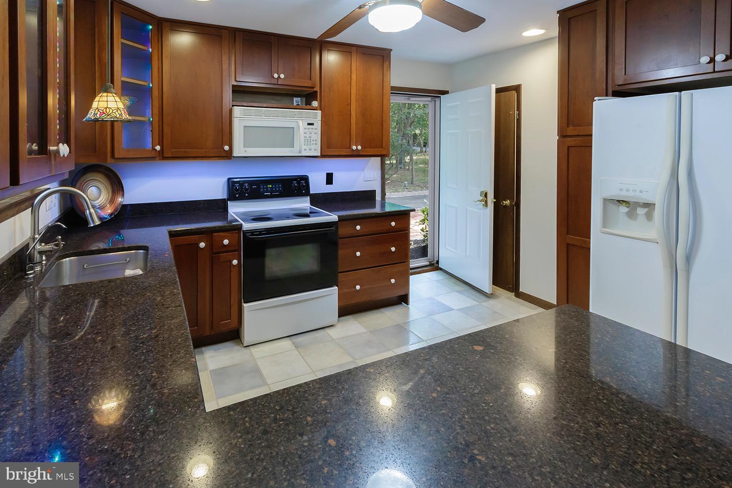 6 Woodside Drive Tabernacle, NJ 08088 - Photo 12 of 32