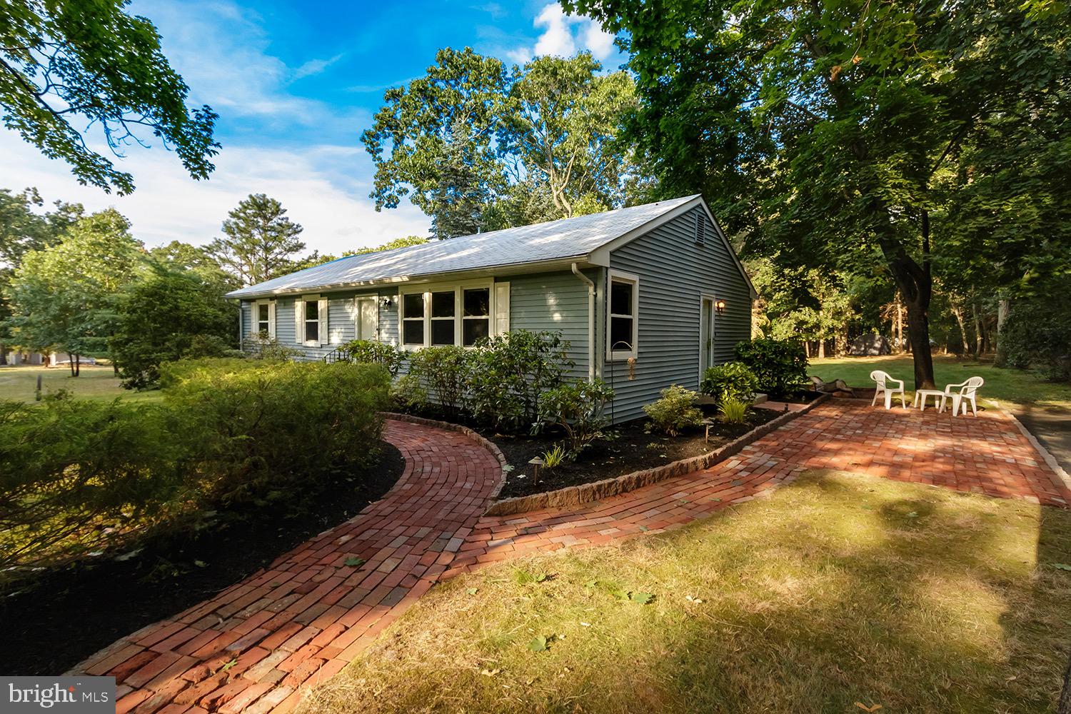 6 Woodside Drive Tabernacle, NJ 08088 - Photo 3 of 32