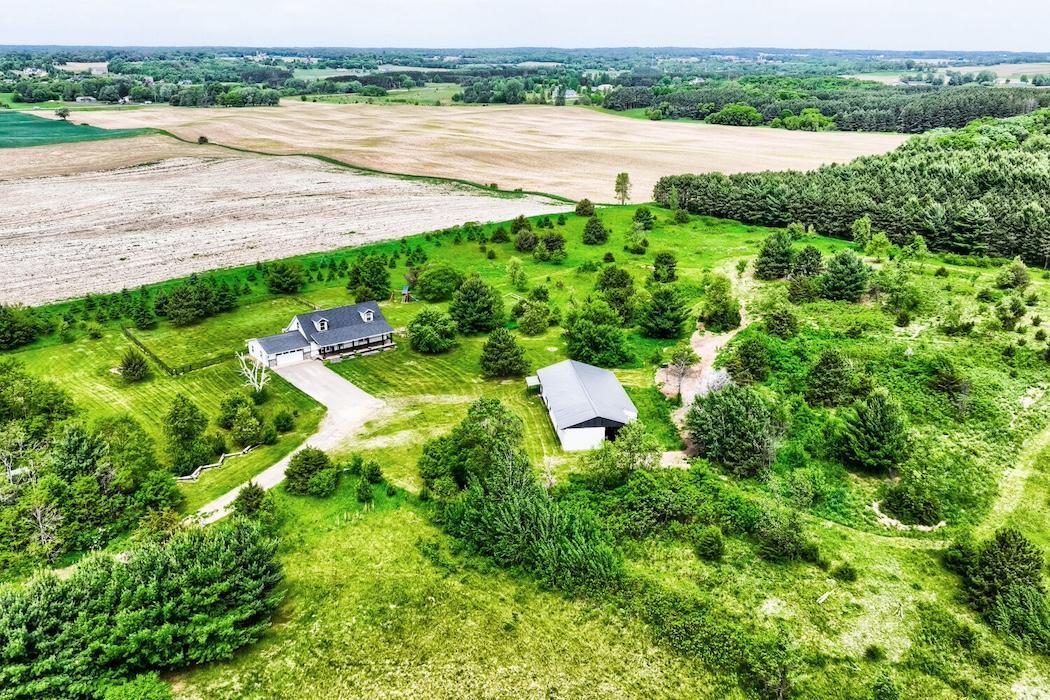 706 County Rd H New Richmond, WI 54017 - Photo 53 of 57