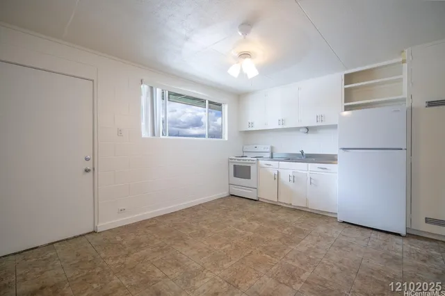 $1,700 | 276 Olive Avenue, Unit 5, Wahiawa, HI 96786
