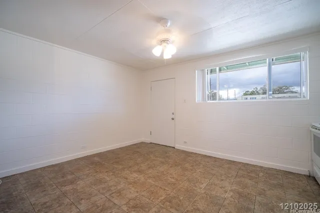 $1,700 | 276 Olive Avenue, Unit 5, Wahiawa, HI 96786