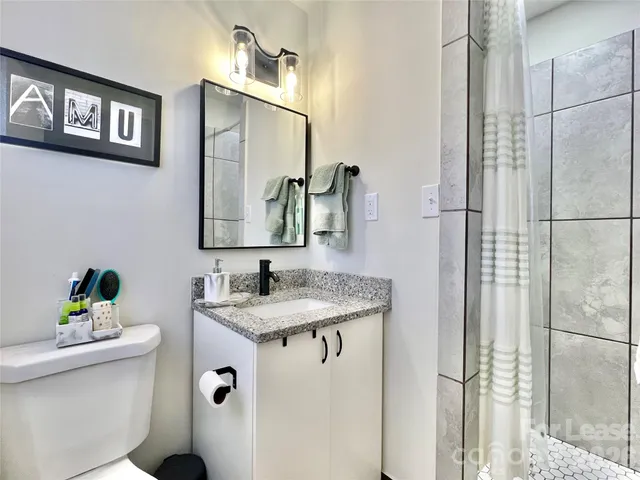 $2,700 | 3205 Brixton Court, Charlotte, NC 28205