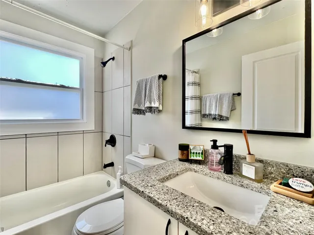 $2,700 | 3205 Brixton Court, Charlotte, NC 28205