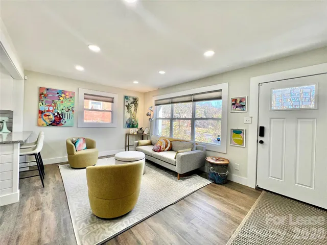 $2,700 | 3205 Brixton Court, Charlotte, NC 28205