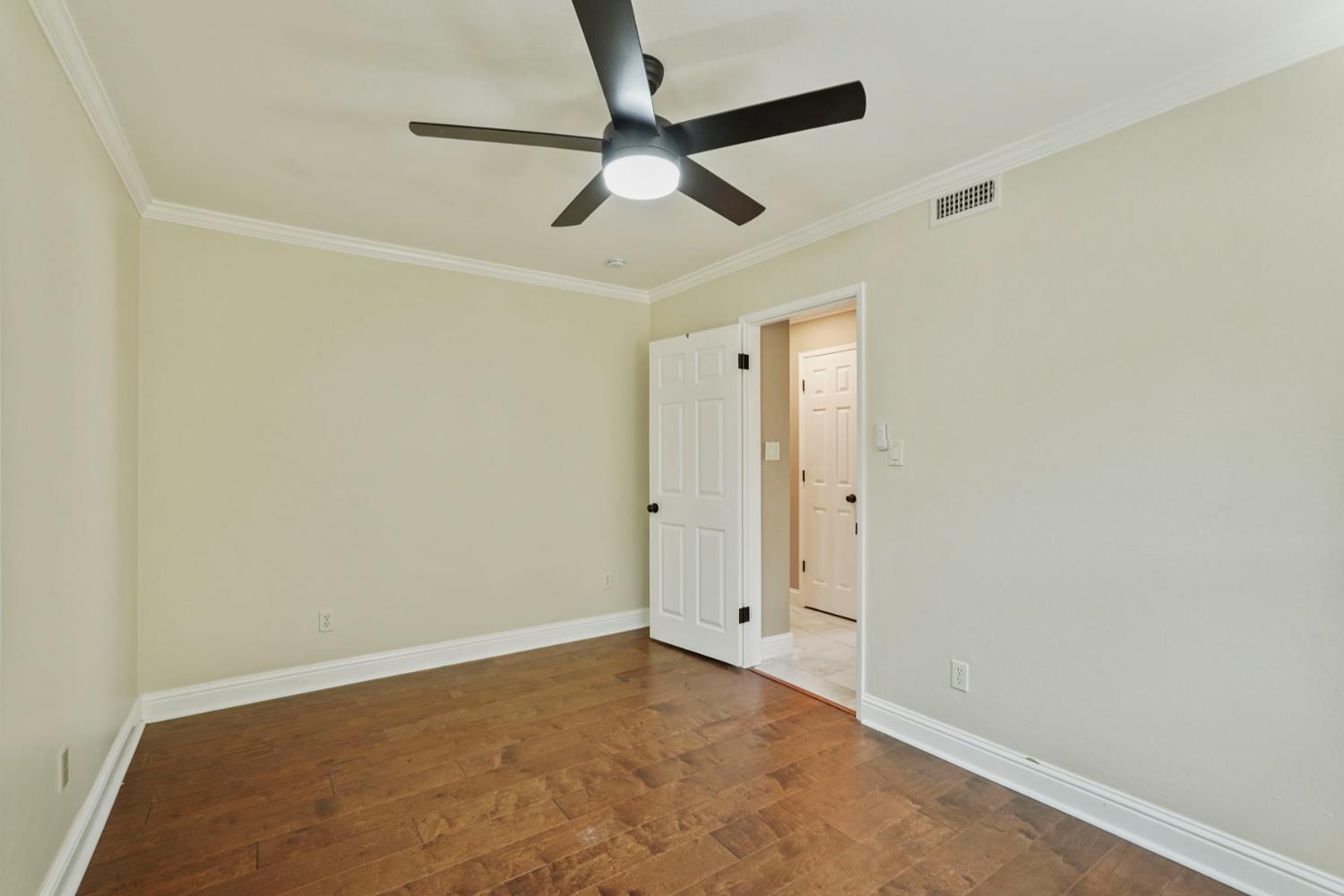 6441 Rexford Way Carmichael, CA 95608 - Photo 27 of 42