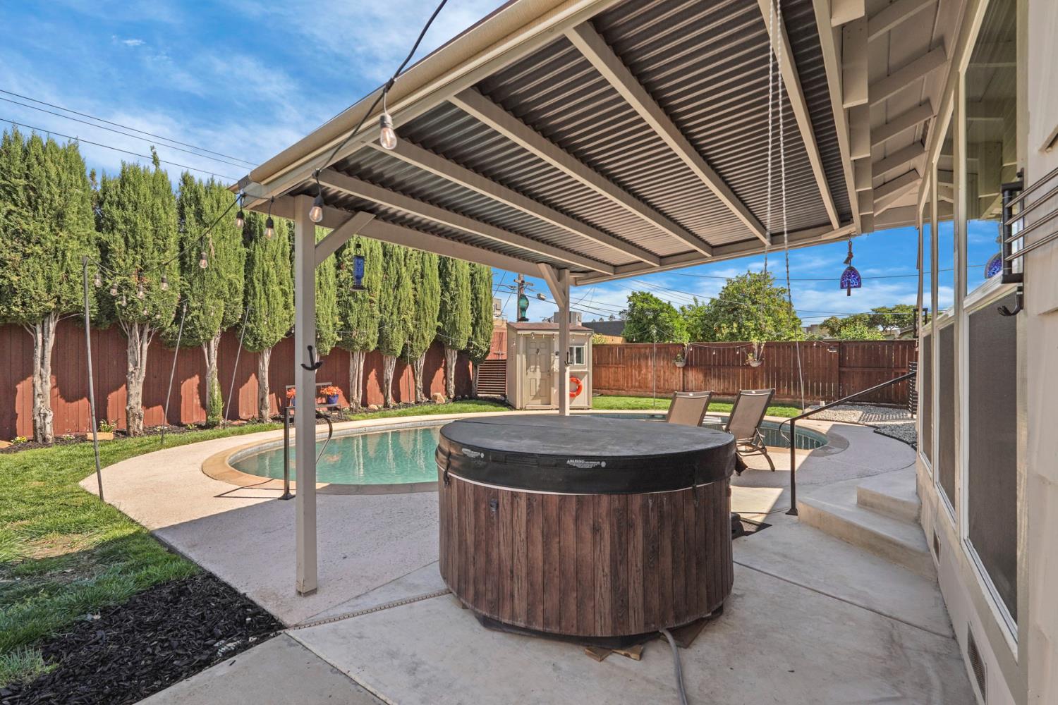 6441 Rexford Way Carmichael, CA 95608 - Photo 37 of 42