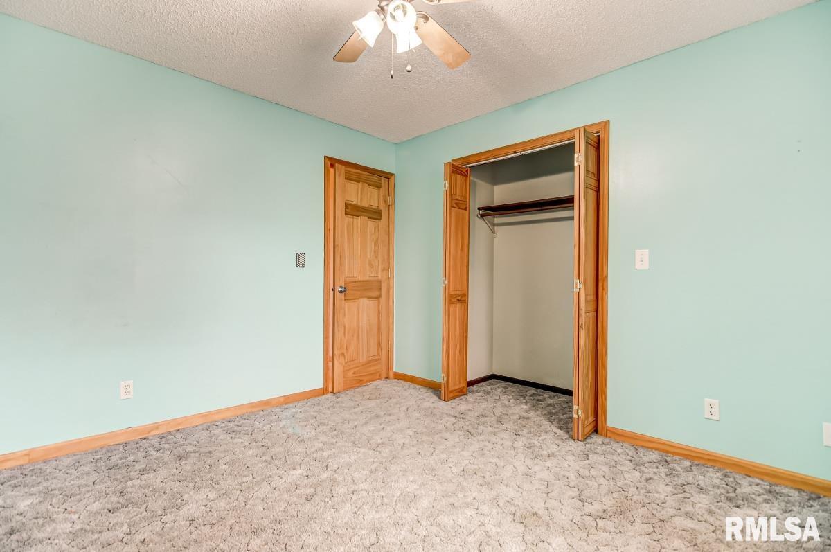 23343 Railsplitter Lane Athens, IL 62613 - Photo 20 of 30 Gallery Image 20