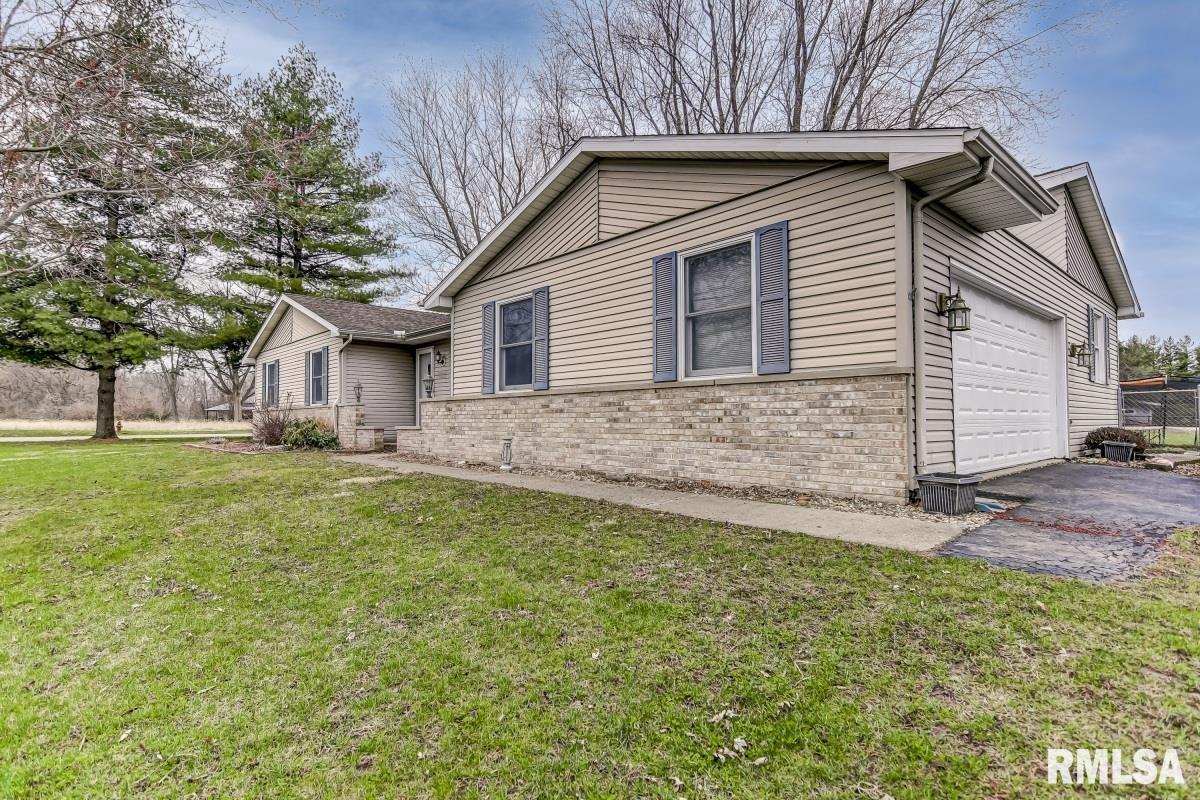 23343 Railsplitter Lane Athens, IL 62613 - Photo 29 of 30 Gallery Image 29
