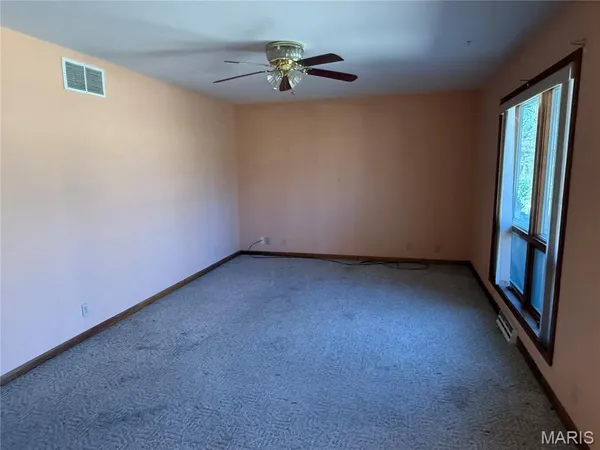 $163,000 | 20769 Highway 68, Vichy, MO 65580