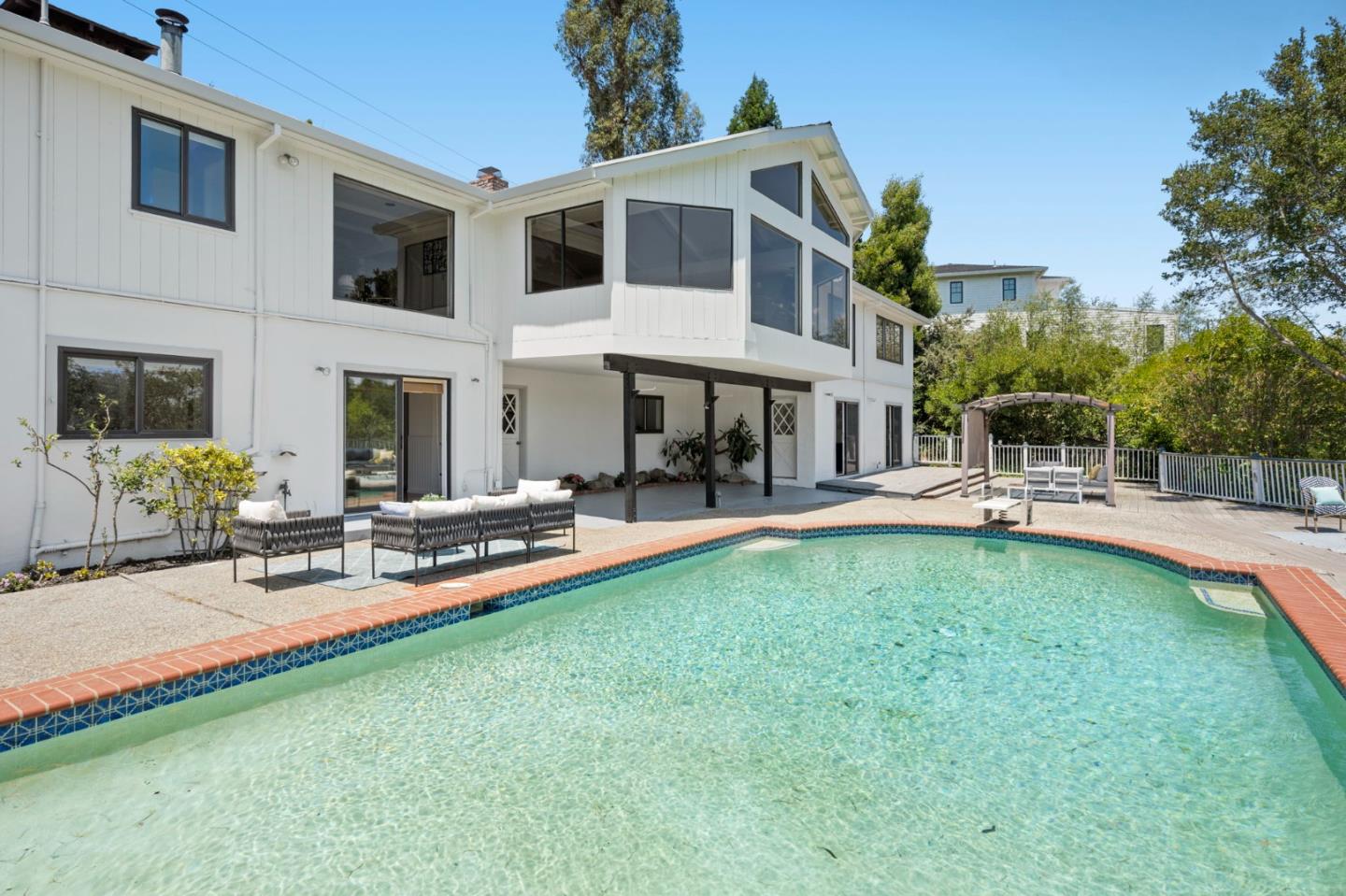1407 Carlton Road Hillsborough, CA 94010 - Photo 31 of 113