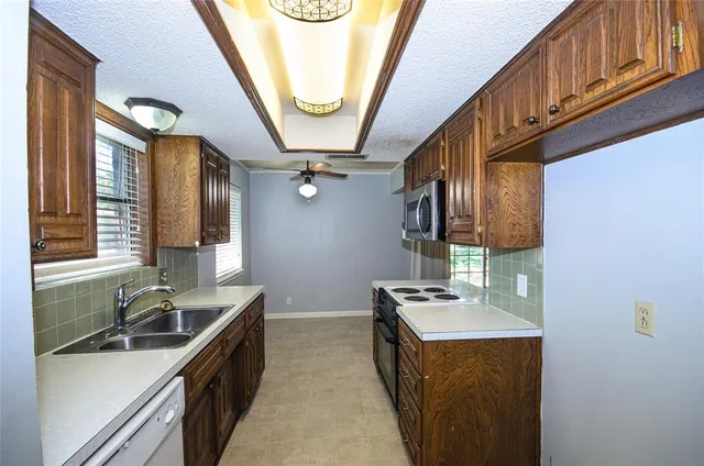 $1,495 | 1018 Patricia Drive, Sherman, TX 75090