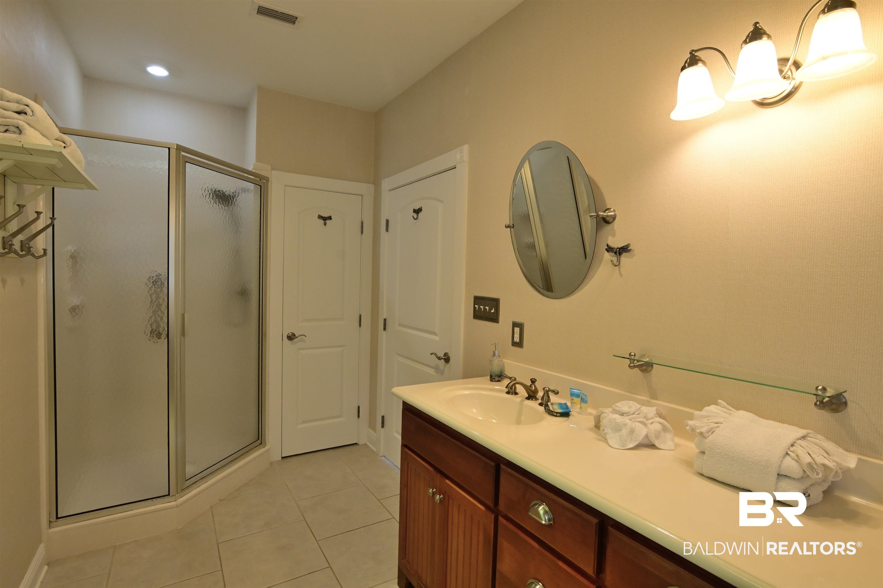 9397 South Bay Street Foley, AL 36535 - Photo 19 of 57 Unit 2's Master Bath